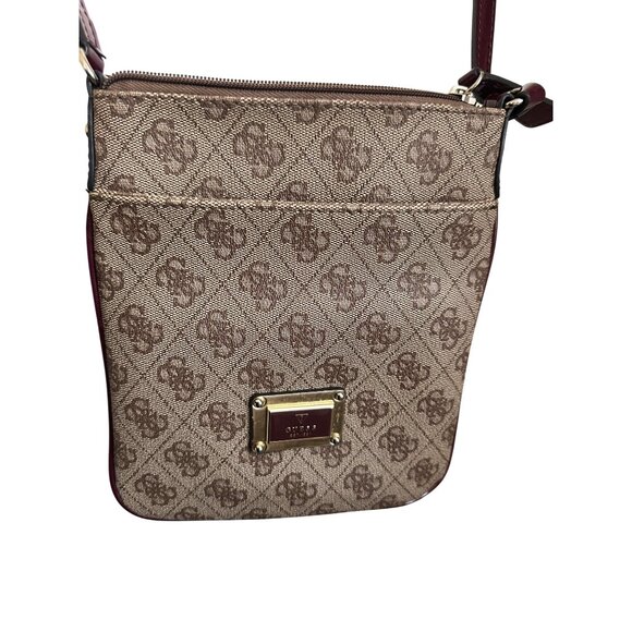 Guess Crossbody Bag With Monogram Logo Print Zip Closure & Adjustable Strap Tan - Picture 2 of 12